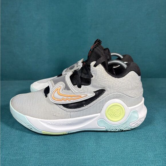 Size 7.5 - Men’s Nike KD Trey X Wolf grey volt crimson shoes - Picture 1 of 8